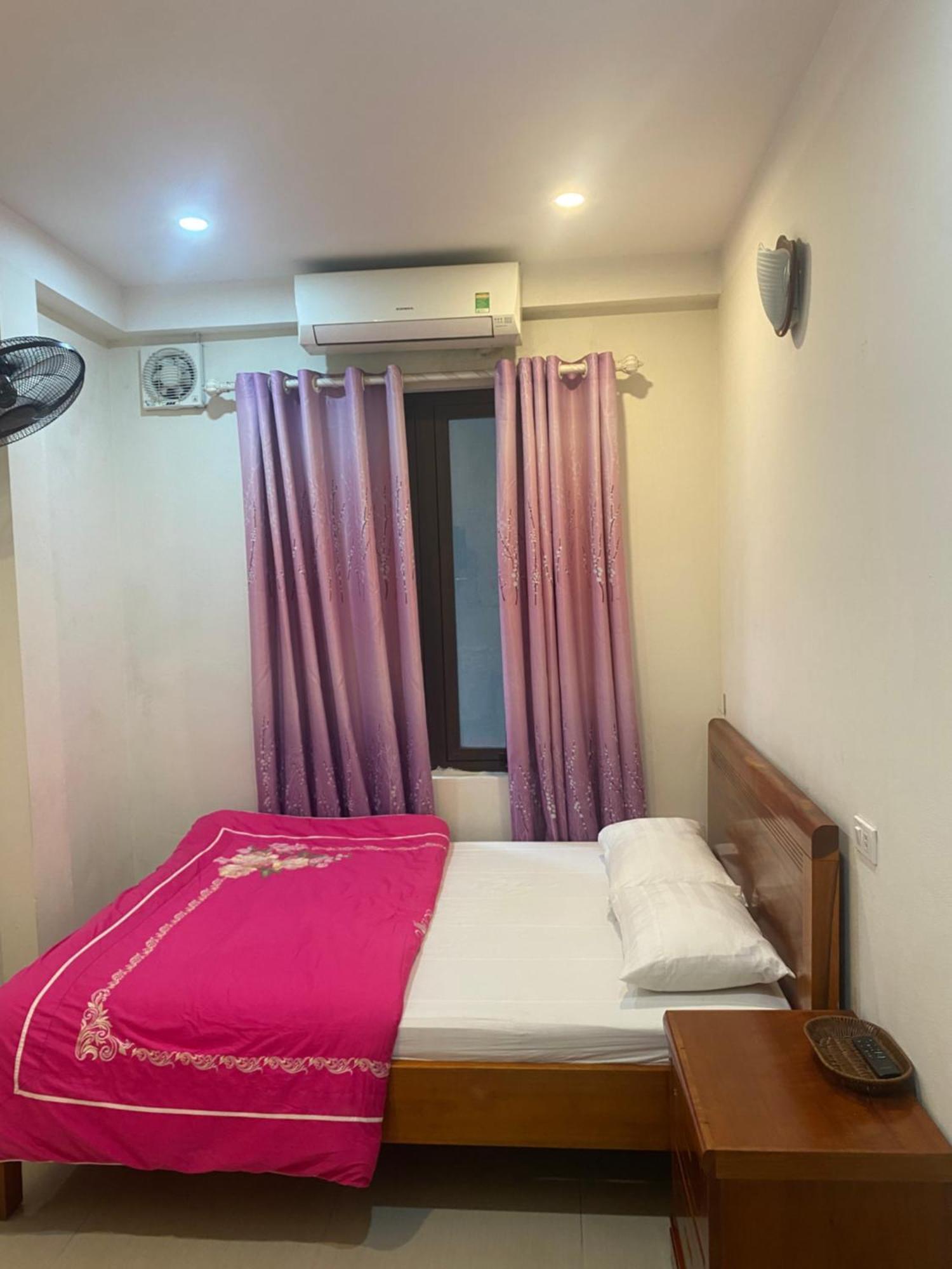 Nam Cuong Motel - Phong Don Co Cua So Thoang Mat Khep Kin - Thang May Ανόι Εξωτερικό φωτογραφία