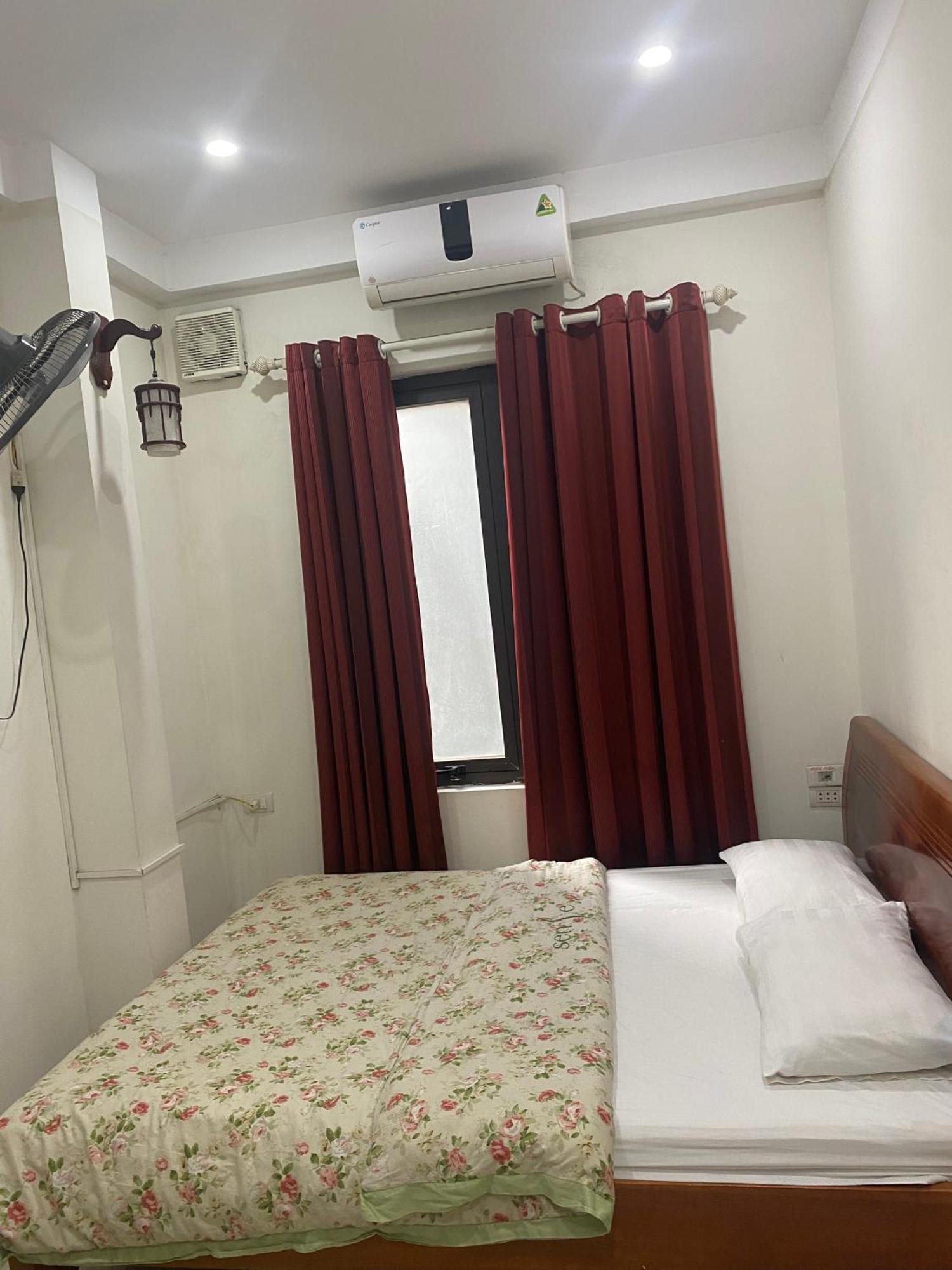 Nam Cuong Motel - Phong Don Co Cua So Thoang Mat Khep Kin - Thang May Ανόι Εξωτερικό φωτογραφία